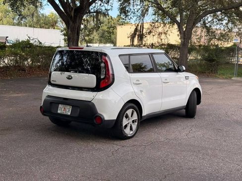 Used 2016 Kia Soul FWD image 3