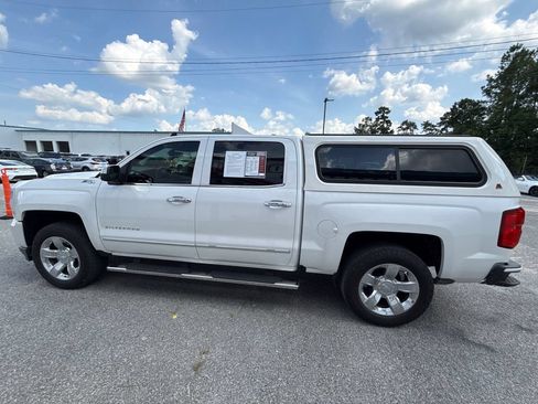 Used 2018 Chevrolet Silverado 1500 LTZ Z71 w/ LTZ Plus Package AWD/4WD image 5