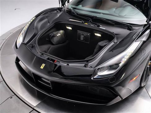 Used 2016 Ferrari 488 GTB RWD image 15