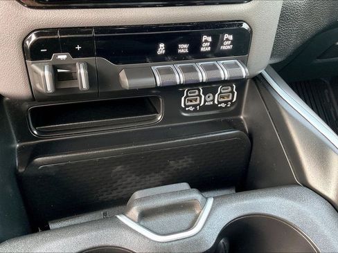 Used 2022 RAM 1500 Big Horn image 31