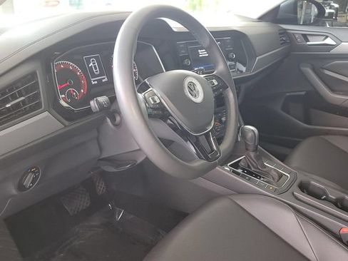 Used 2020 Volkswagen Jetta SE w/ SE Cold Weather Package FWD image 8