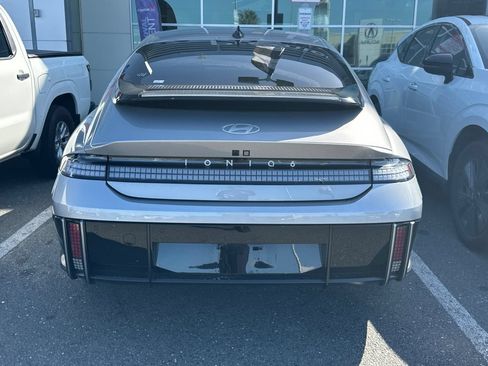 Used 2023 Hyundai Ioniq 6 SE RWD image 6