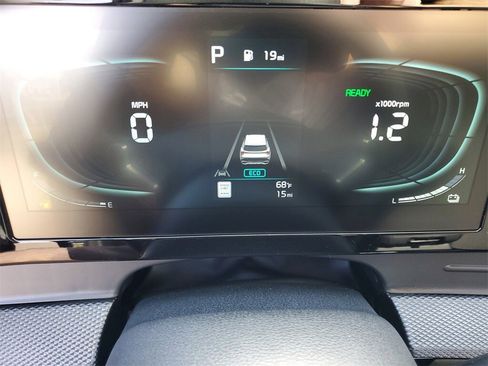 New 2025 Kia Sportage LX image 13