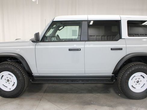New 2026 Ford Bronco Heritage Edition AWD/4WD image 5