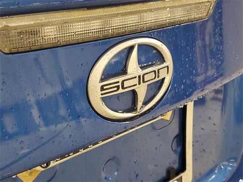 Used 2015 Scion tC image 5