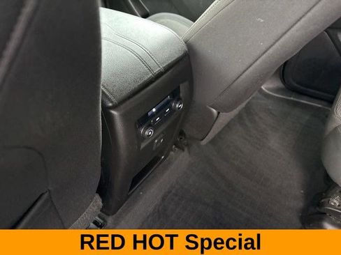Used 2022 Chevrolet Traverse LT w/ LPO, Floor Liner Package AWD/4WD image 34