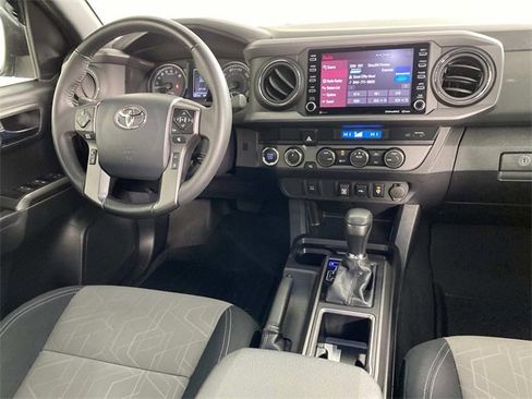 Used 2023 Toyota Tacoma TRD Off-Road image 13