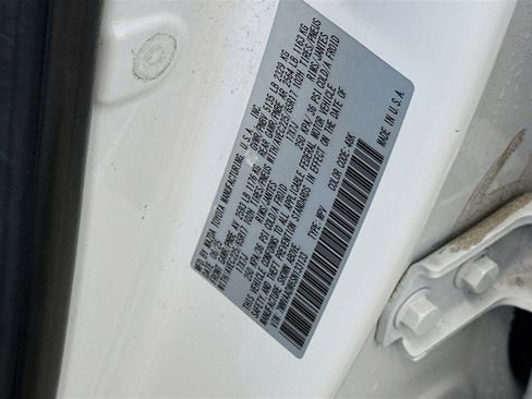 Used 2025 MAZDA CX-50 AWD 2.5 Hybrid w/ Premium Pkg image 12