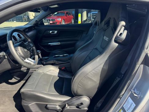Used 2022 Ford Mustang GT Premium w/ Equipment Group 401A RWD image 8