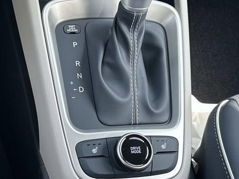 New 2026 Hyundai Venue SEL image 31