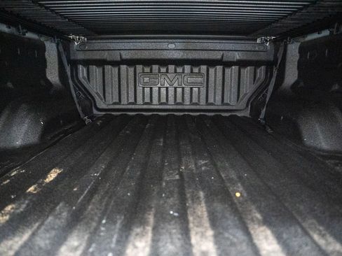 Used 2024 GMC Canyon AT4 w/ AT4 Premium Package AWD/4WD image 12
