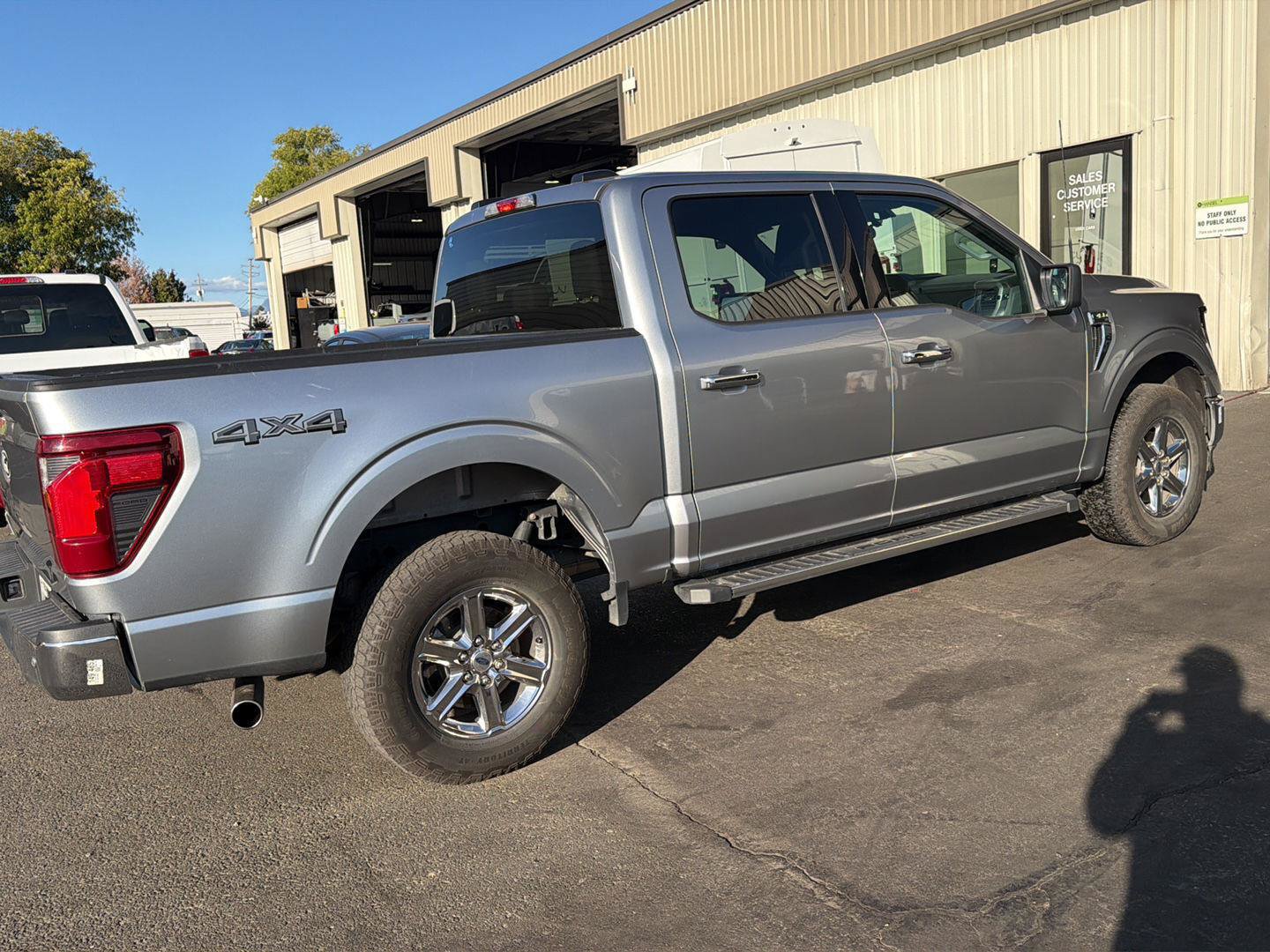 Used 2025 Ford F150 XLT w/ Equipment Group 301A Standard AWD/4WD image 3