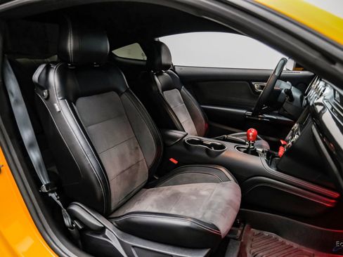 Used 2019 Ford Mustang Shelby GT350 w/ Technology Package RWD image 45
