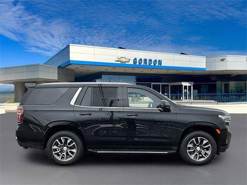 Used 2023 Chevrolet Tahoe LT w/ Luxury Package image 5