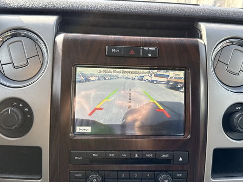 Used 2012 Ford F150 Lariat w/ Lariat Chrome Pkg image 22