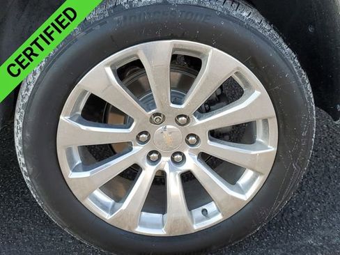 Certified 2022 Chevrolet Suburban Premier w/ Premium Package image 34