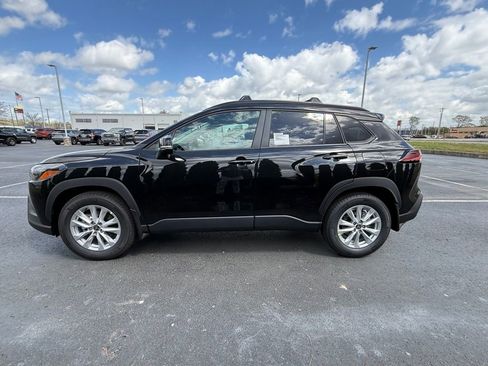 New 2026 Toyota Corolla Cross LE image 5