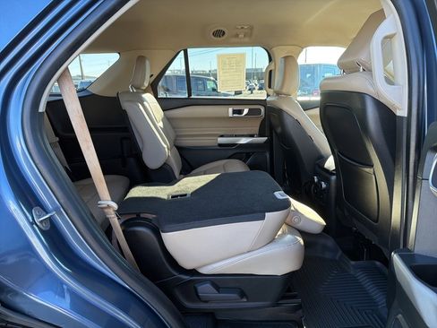 Used 2020 Ford Explorer XLT w/ Equipment Group 202A image 20