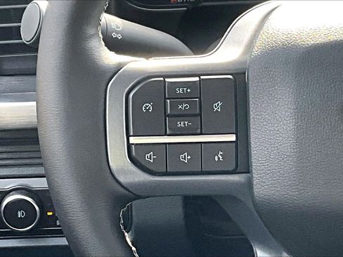 New 2026 Ford F350 Lariat w/ Black Appearance Package AWD/4WD image 17