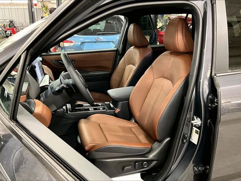 New 2026 Subaru Outback Touring XT image 9