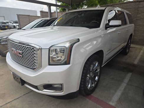Used 2016 GMC Yukon XL Denali w/ Open Road Package image 4