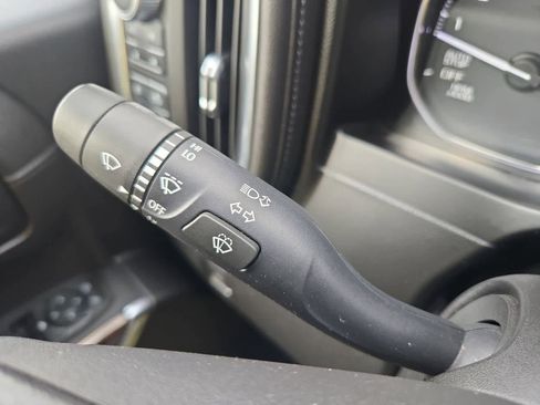 Used 2021 GMC Sierra 1500 Elevation image 26