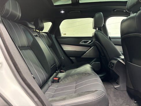 Used 2020 Land Rover Range Rover Velar R-Dynamic S image 39