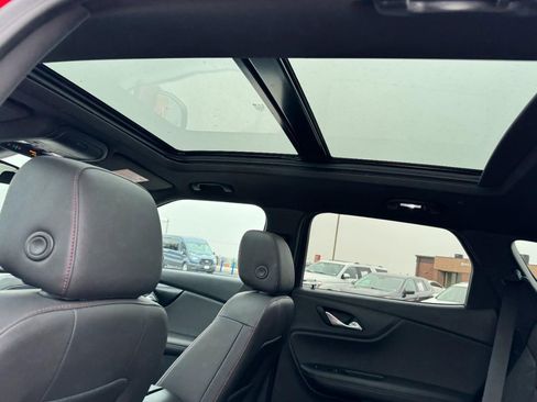 Used 2023 Chevrolet Blazer RS w/ Enhanced Convenience Package image 11