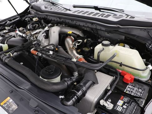 Used 2025 Ford F350 Platinum w/ Platinum Plus Package image 42