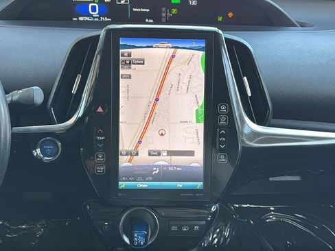 Used 2021 Toyota Prius Prime XLE FWD image 12