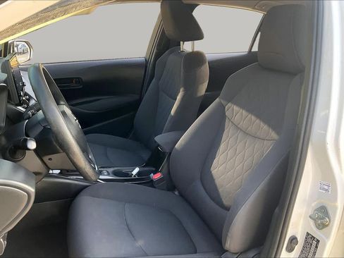 Used 2022 Toyota Corolla LE FWD image 8