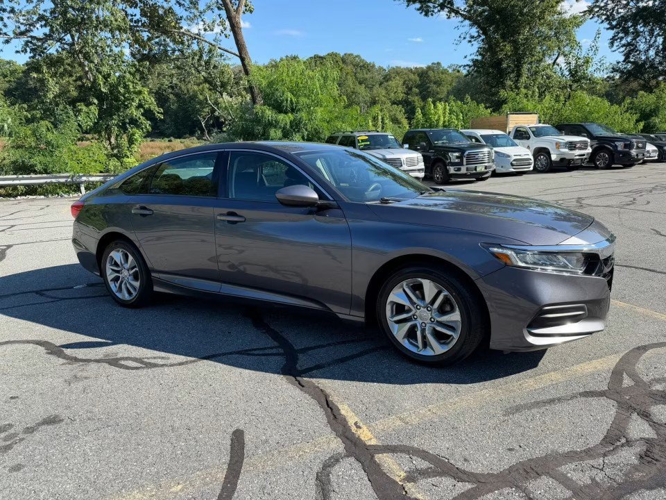 Used 2018 Honda Accord LX image 5