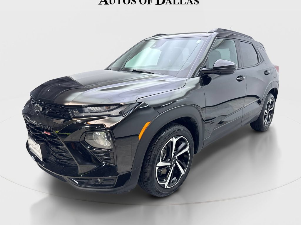 Used 2023 Chevrolet TrailBlazer RS FWD image 3