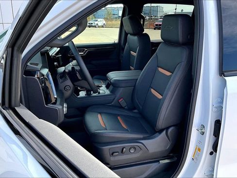 New 2026 GMC Sierra 1500 AT4 w/ AT4 Premium Package image 25