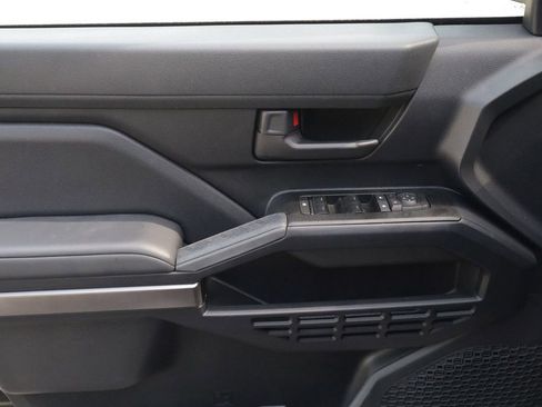 Used 2025 Toyota 4Runner SR5 RWD image 23