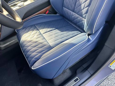 New 2026 Cadillac Vistiq Premium Luxury image 13