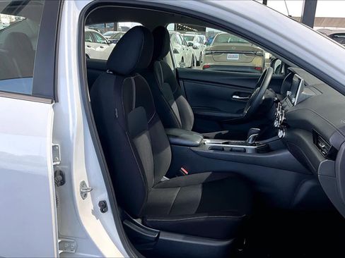 Certified 2024 Nissan Sentra SV image 9