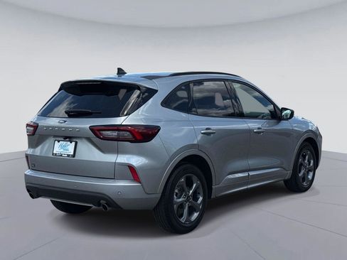Used 2024 Ford Escape ST-Line w/ Tech Pack #1 FWD image 4