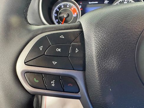 Used 2022 Jeep Cherokee Latitude Lux FWD image 15