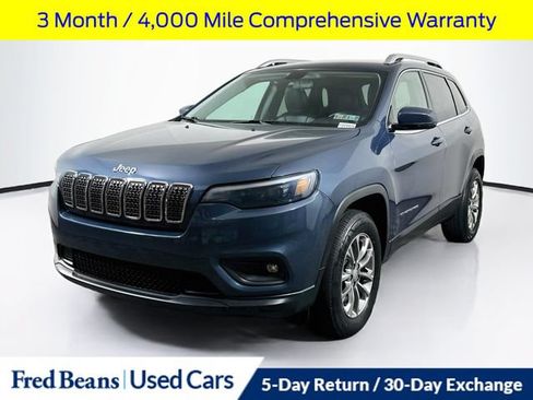 Used 2019 Jeep Cherokee Latitude Plus w/ Cold Weather Group AWD/4WD image 4
