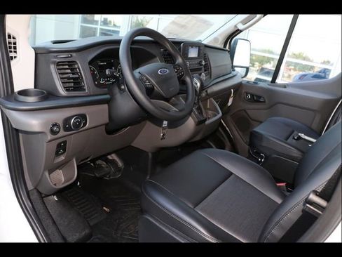 New 2025 Ford Transit 250 148 Medium Roof w/ Load Area Protection Package image 20