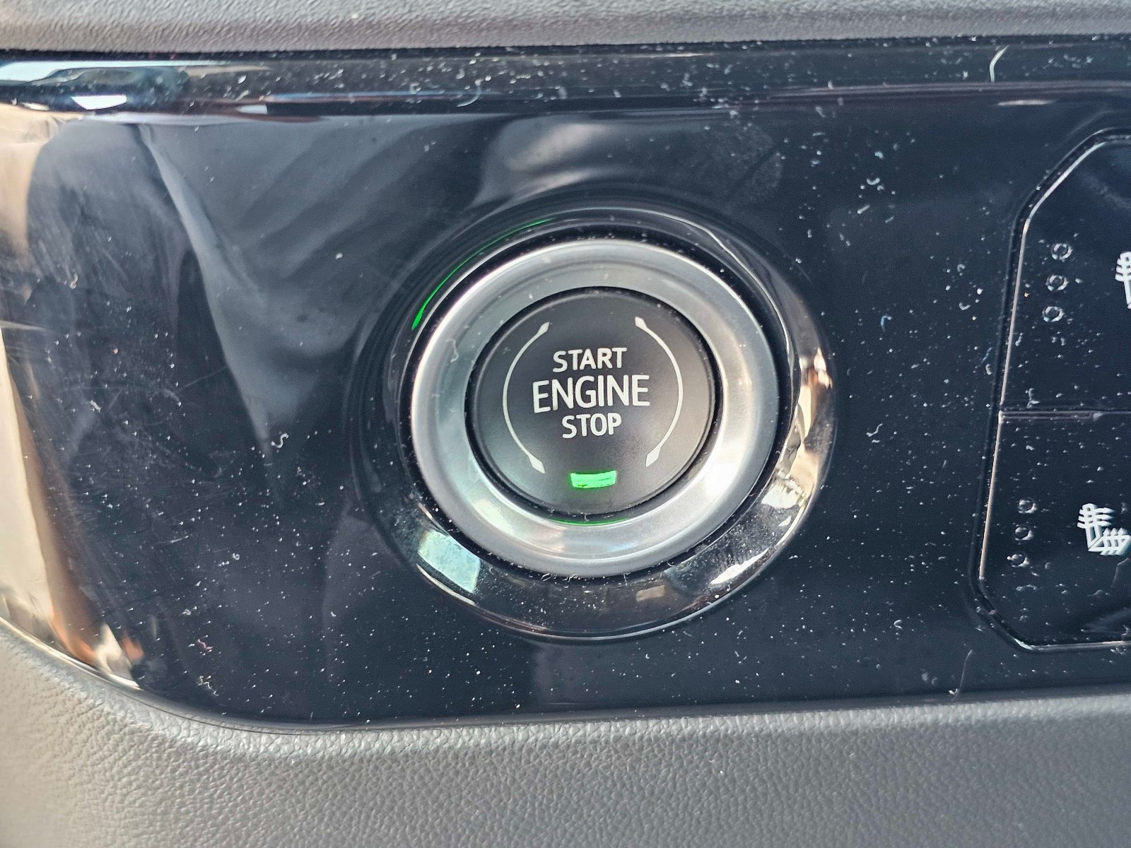 Used 2022 GMC Sierra 1500 Elevation RWD image 23