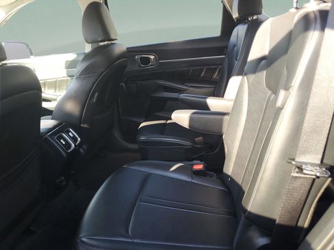 Certified 2024 Kia Sorento SX image 10