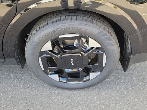 New 2026 Kia Carnival EX image 39