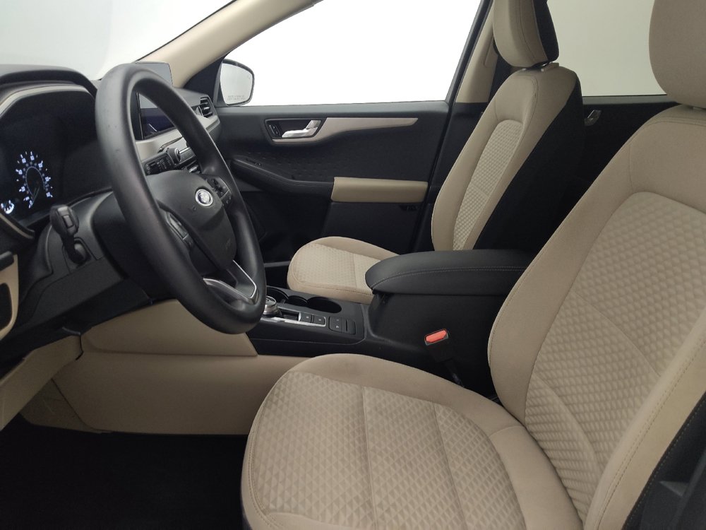 Used 2020 Ford Escape SE FWD image 17