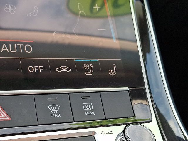 Used 2020 Audi Q8 Premium Plus w/ Premium Plus Package AWD/4WD image 25