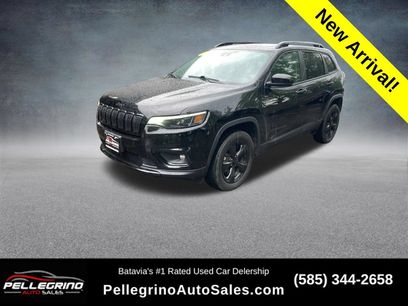 Used 2023 Jeep Cherokee Altitude Lux w/ Elite Group
