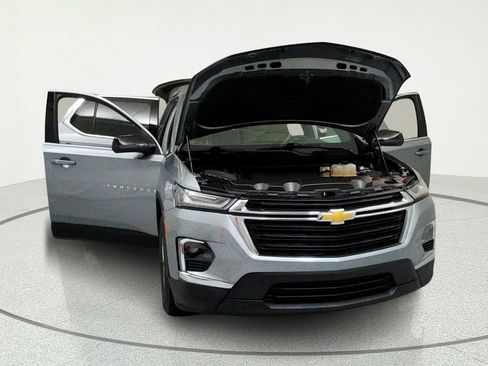 Certified 2023 Chevrolet Traverse LS FWD image 15