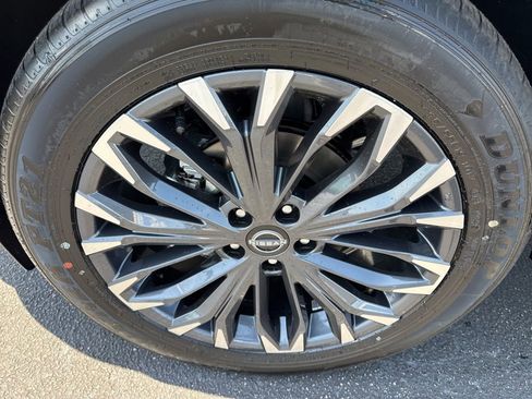 New 2026 Nissan Rogue Platinum AWD/4WD image 9