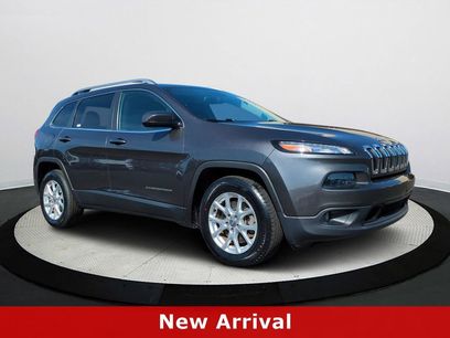 Used 2015 Jeep Cherokee Latitude w/ Comfort/Convenience Group